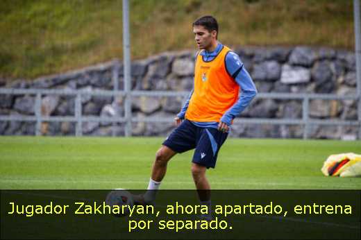 Jugador Zakharyan, ahora apartado, entrena por separado. 