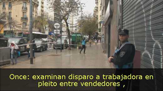 Once: examinan disparo a trabajadora en pleito entre vendedores 