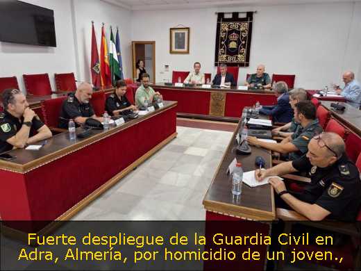 Fuerte despliegue de la Guardia Civil en Adra, Almería, por homicidio de un joven
