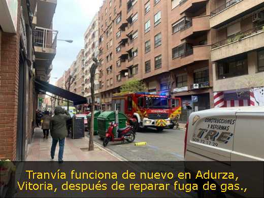 Tranvía funciona de nuevo en Adurza, Vitoria, después de reparar fuga de gas